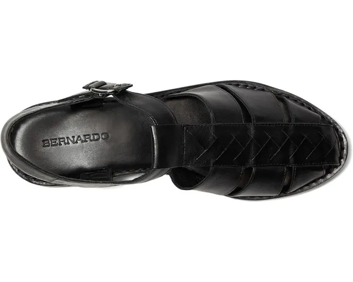 Сандалии Bernardo Pippa с закрытым носком на ремешке