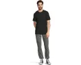 Футболка с круглым вырезом и маленьким патчем от Armani Exchange