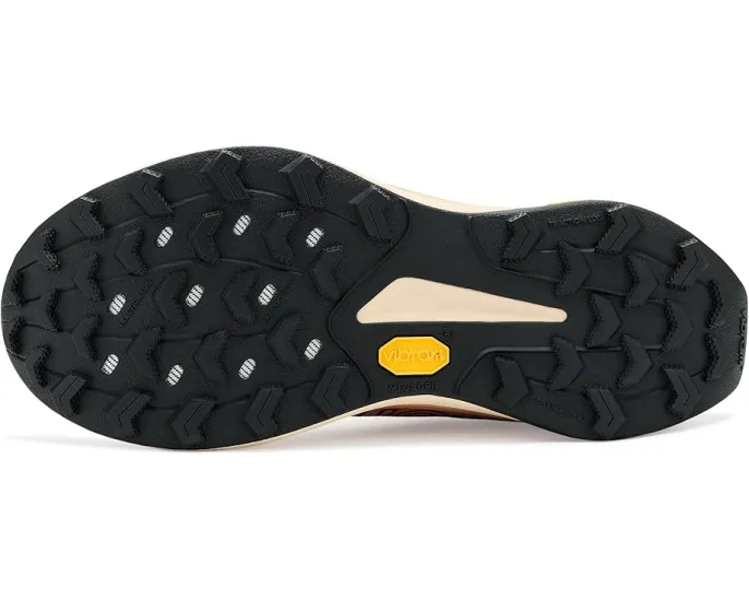 Трейловые кроссовки Peregrine 16 с подошвой Vibram MegaGrip Saucony