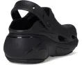 Crocs Bubble Crush Clogs с пузырьковым дизайном подошвы и вентиляционными отверстиями