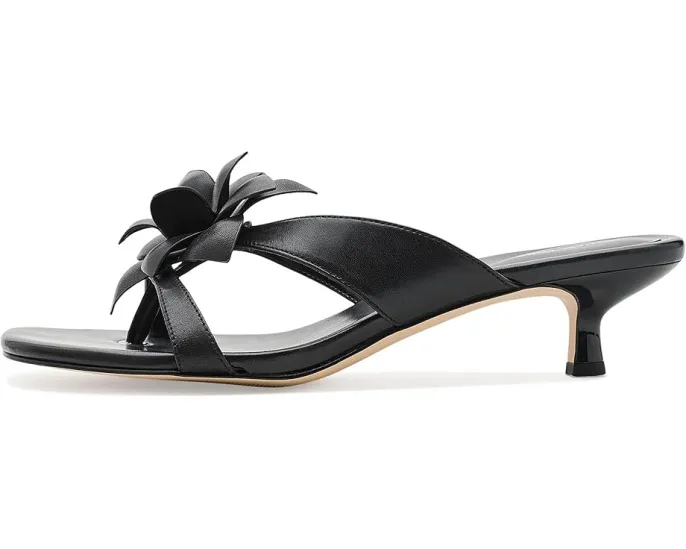 Босоножки MICHAEL Michael Kors Jacie Kitten Sandals на низком каблуке с цветком