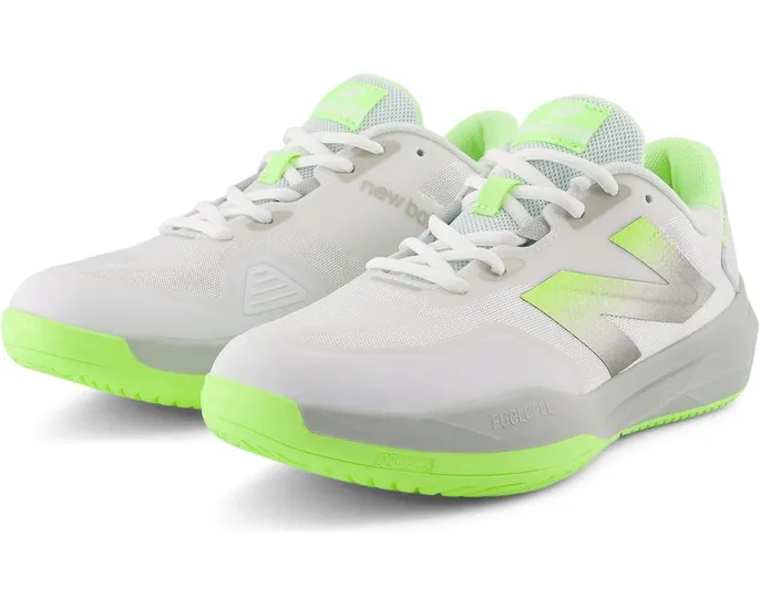 Теннисные кроссовки FuelCell 796V4 с энергоотдачей от New Balance