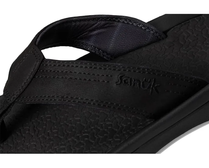 Сандалии Sanuk On The Rocks с быстросохнущим верхом и анатомической поддержкой