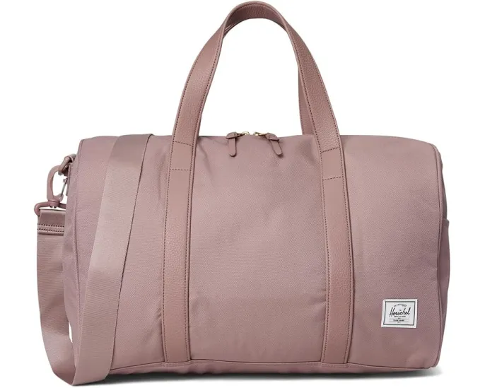 Дорожная сумка Herschel Supply Co. Novel Carry-On Duffel из переработанных материалов