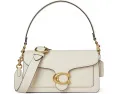 Кожаная плечевая сумка COACH Polished Pebble Tabby 26