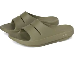 Сланцы Ooahh от OOFOS с технологией OOfoam для восстановления и поддержки свода стопы