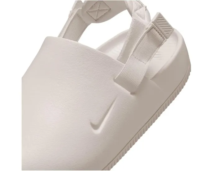 Сланцы Nike Calm с мягкой пеной и текстурированной стелькой