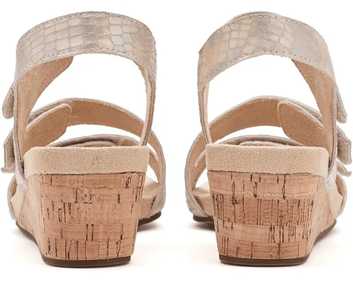 Босоножки Vaneli Creola на танкетке из пробки с застежкой на липучке