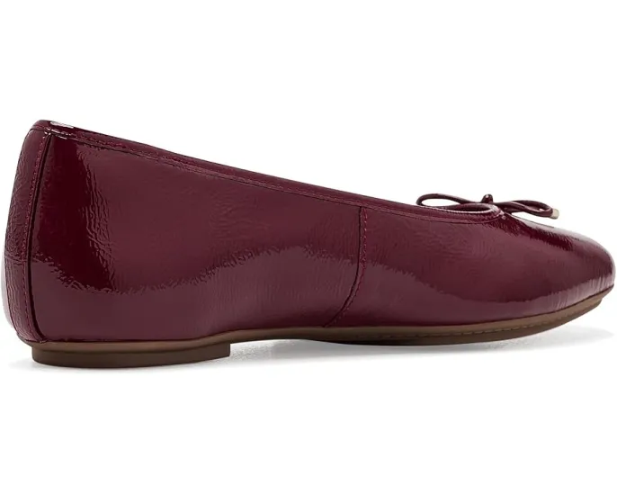 Балетки FitFlop Delicato Bow из лакированной кожи с бантом