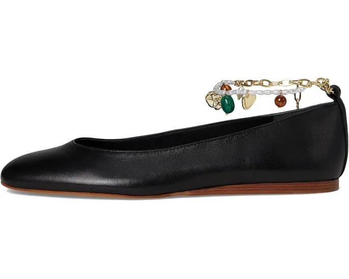 Балетки Dolce Vita Baiden с цепочкой на щиколотке и декоративными подвесками