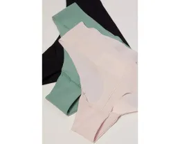 Трусы-стринги Calvin Klein Invisibles 3-Pack без швов
