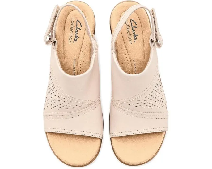 Босоножки на устойчивом каблуке Clarks Emily 2 Mist с регулируемой застежкой