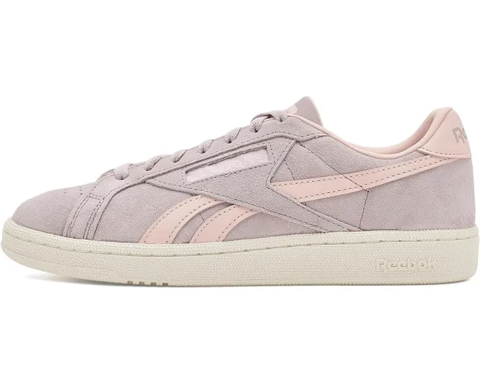 Кроссовки Reebok Club C Grounds UK с замшевым верхом и каучуковой подошвой