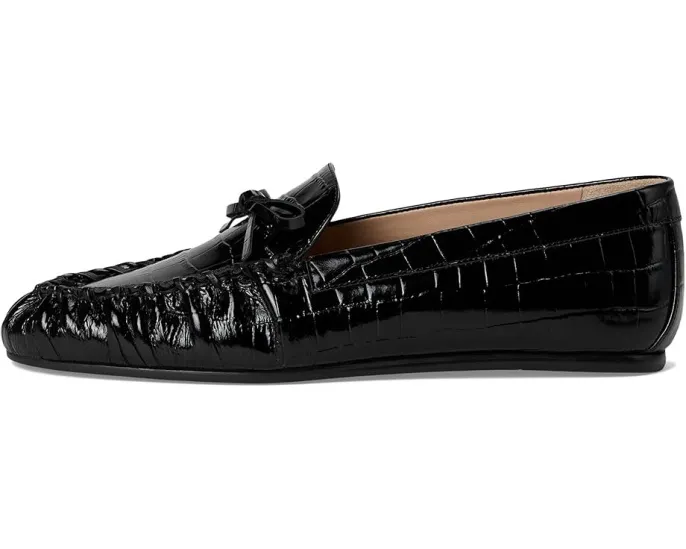 Балетки Stuart Weitzman Britt Bow Loafer с миндалевидным носком и бантом
