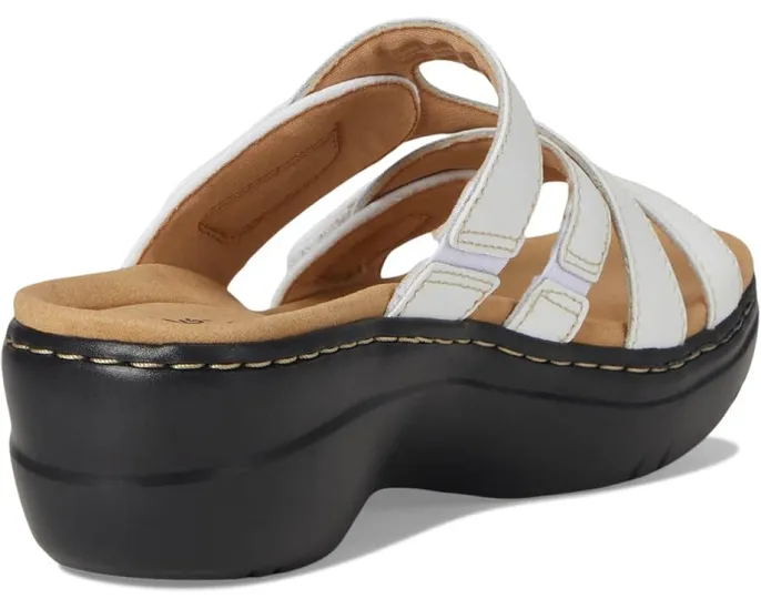 Сандалии Clarks Merliah 2 Cove на клиновидной подошве с застежками на липучках