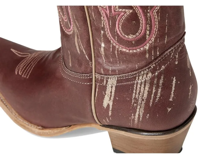 Ботинки Corral L6234 с вышивкой и зауженным носком