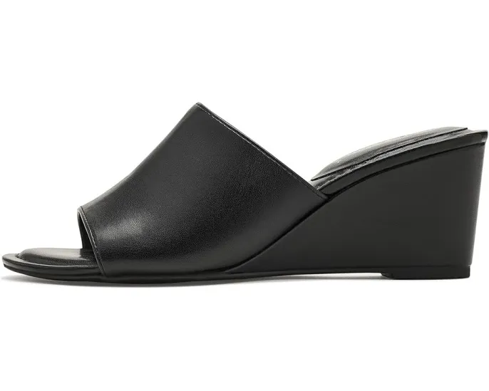 Сандалии Anne Klein Charisma на устойчивом каблуке