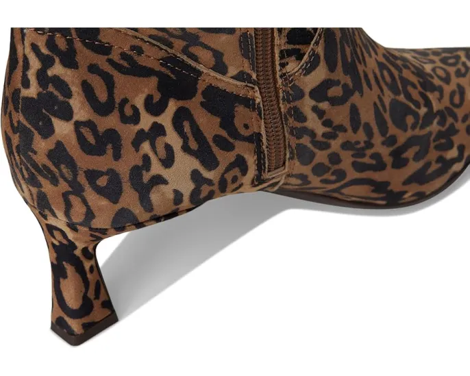 Сапоги Naturalizer Deesha Narrow Calf Knee High с принтом леопард и каблуком
