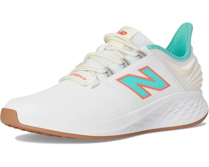 Женские кроссовки для гольфа New Balance Fresh Foam Roav V2 с амортизацией