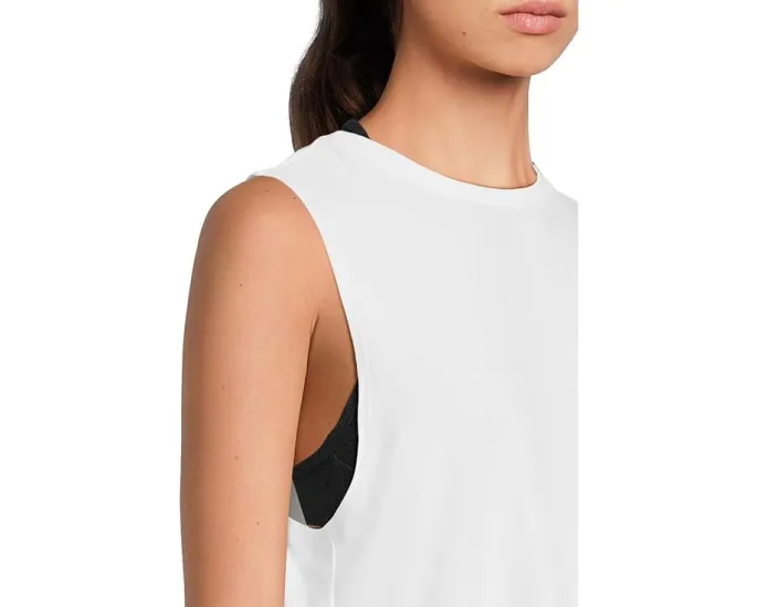 Короткий топ Beyond Yoga Featherweight Balance из легкой ткани