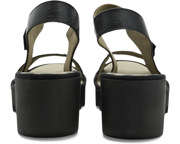 Сандалии FLY LONDON Beik618fly на танкетке с регулируемым ремешком на липучке