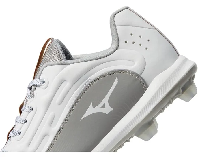 Бутсы для софтбола Mizuno Finch Elite 6 Low TPU с технологией Wave и подошвой C-Flex
