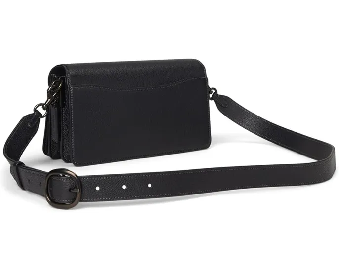 Сумка через плечо COACH Polished Pebble Leather Tabby 26 с фирменной фурнитурой