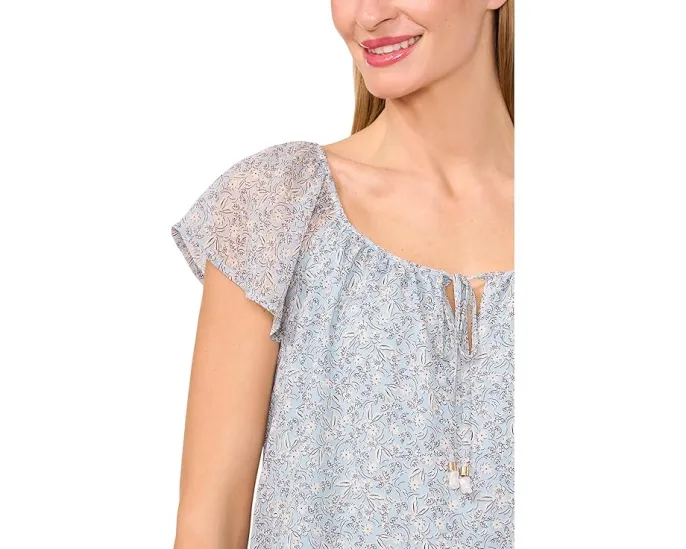 Топ с круглым вырезом и расклешенными рукавами с цветочным принтом CeCe