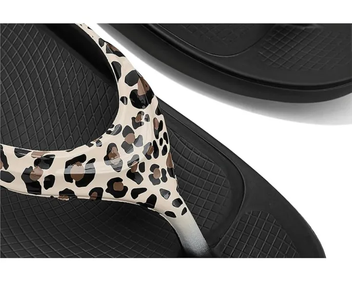 Сандалии OOFOS Oolala Limited с технологией восстановления OOfoam