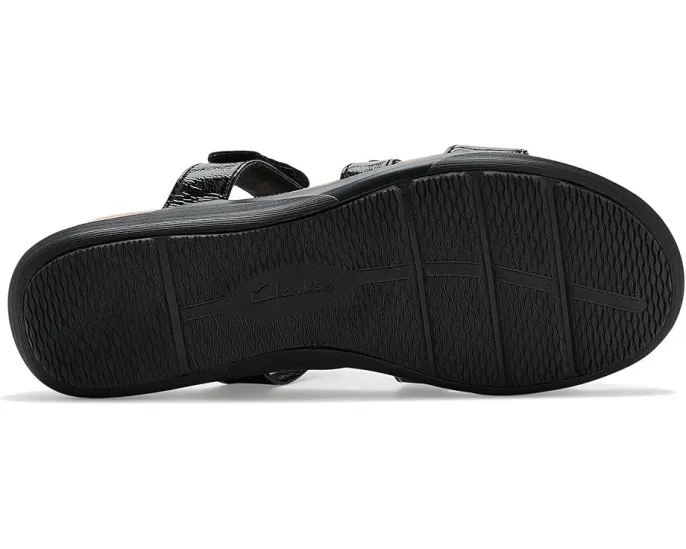 Сандалии Clarks Kitly Pearl с ремешками на липучке и текстильной подкладкой