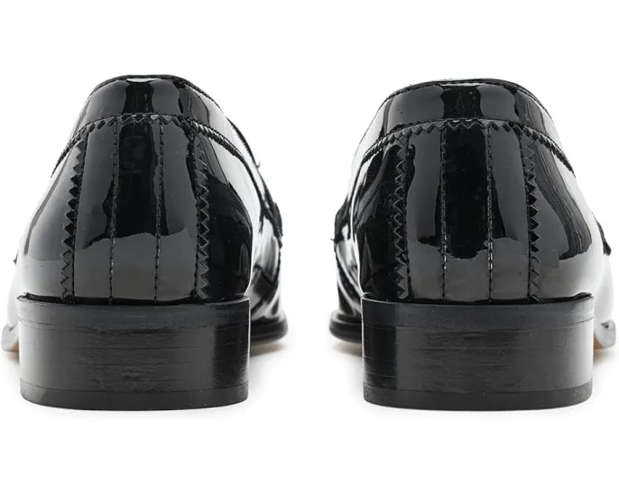 Лоферы Clarette с круглым носком и резиновой подошвой Vince Camuto