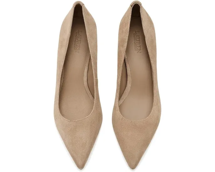 Туфли Adrienne Suede Pumps от Lauren Ralph Lauren с заостренным носком