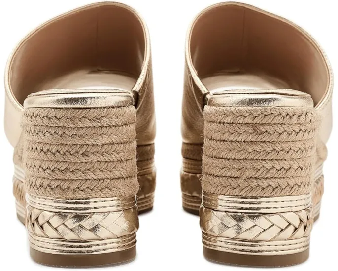 Босоножки Vince Camuto Lierna на танкетке и платформе