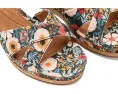 Сандалии Clarks Chicly Floral с контурной стелькой и ремешком на пряжке