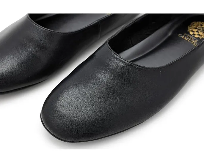 Балетки Catisha с круглым носком и резиновой подошвой Vince Camuto