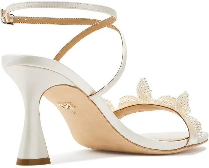 Туфли Badgley Mischka Whitney с цветочным декором из жемчуга и расклешенным каблуком