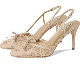 Туфли-лодочки Badgley Mischka Oakville на шпильке с бантом