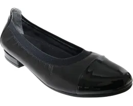 Балетки Nicole от David Tate с круглым носком и эластичным краем