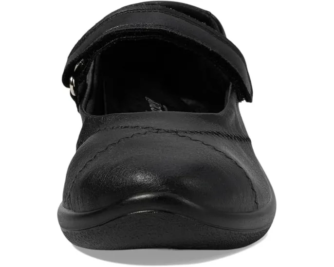 Балетки Triglav с ремешком на липучке и поддержкой свода Arcopedico