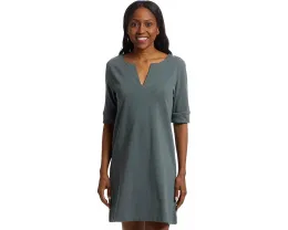 Платье Lilla P с разрезным воротником и рукавом три четверти