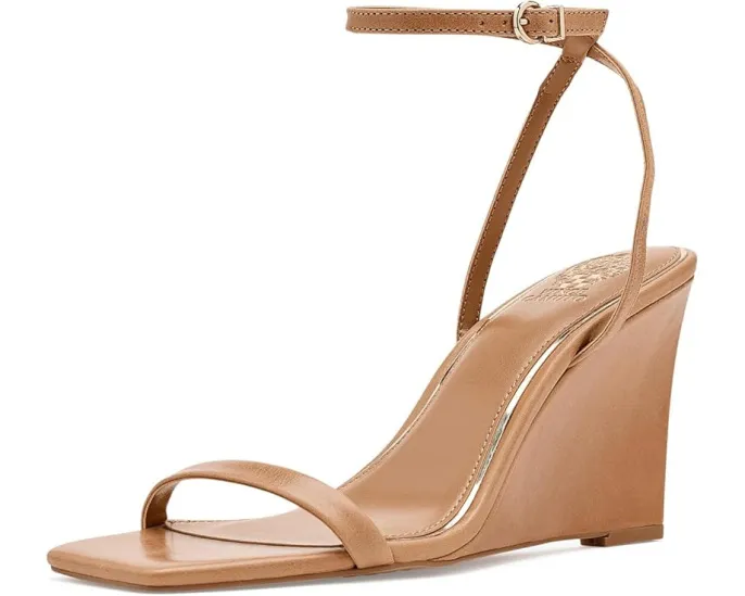 Босоножки-танкетки Ambee с ремешком на щиколотке и квадратным носком Vince Camuto