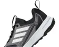Трейловые кроссовки Adidas Terrex Tracefinder 2 для бега