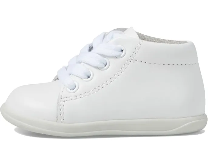 Обувь для первых шагов FootMates Angel с системой Custom Fit и поддержкой свода стопы
