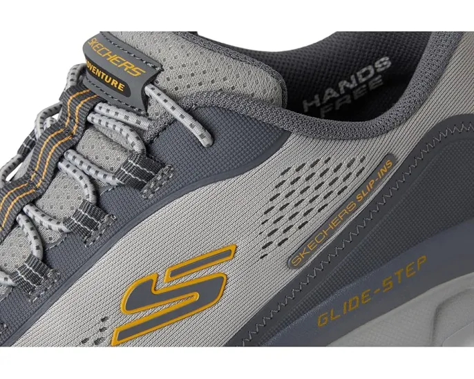 Кроссовки Skechers Glide-Step Sole с геометрической подошвой и технологией Hands Free