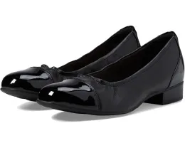 Туфли Clarks Juliet Step на удобном каблуке с квадратным носком
