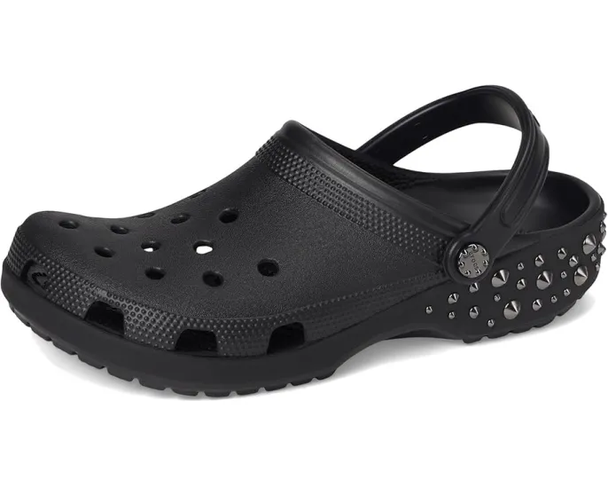 Классические кроксы Crocs с декором в виде шипов