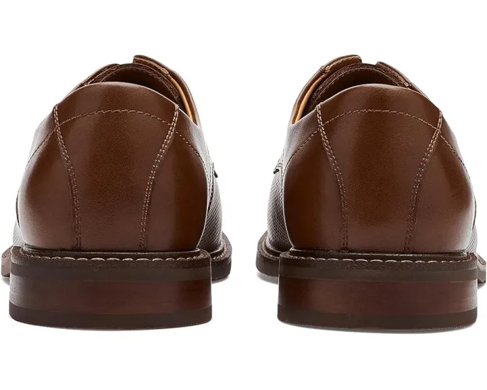 Туфли Maki от Steve Madden с отделкой под кожу и каблуком