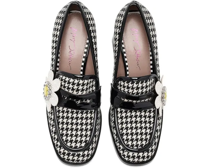 Туфли Casandra от Betsey Johnn в клетку с цветком