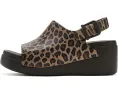 Сандалии-слайды Crocs Dylan Platform с металлическими заклепками
