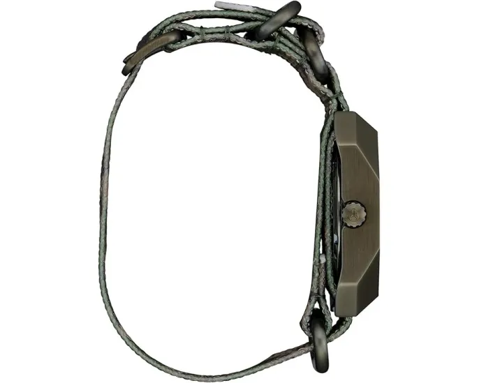 Наручные часы Nixon Scout Nato с октагональным корпусом и водонепроницаемостью 10 ATM